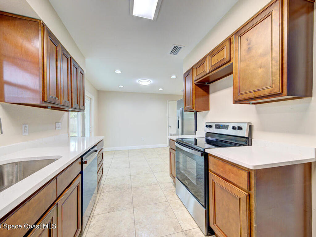 725 Osage Avenue, Melbourne, FL 32935