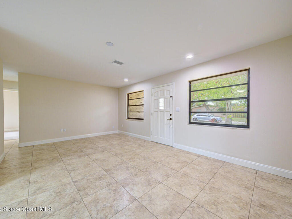 725 Osage Avenue, Melbourne, FL 32935