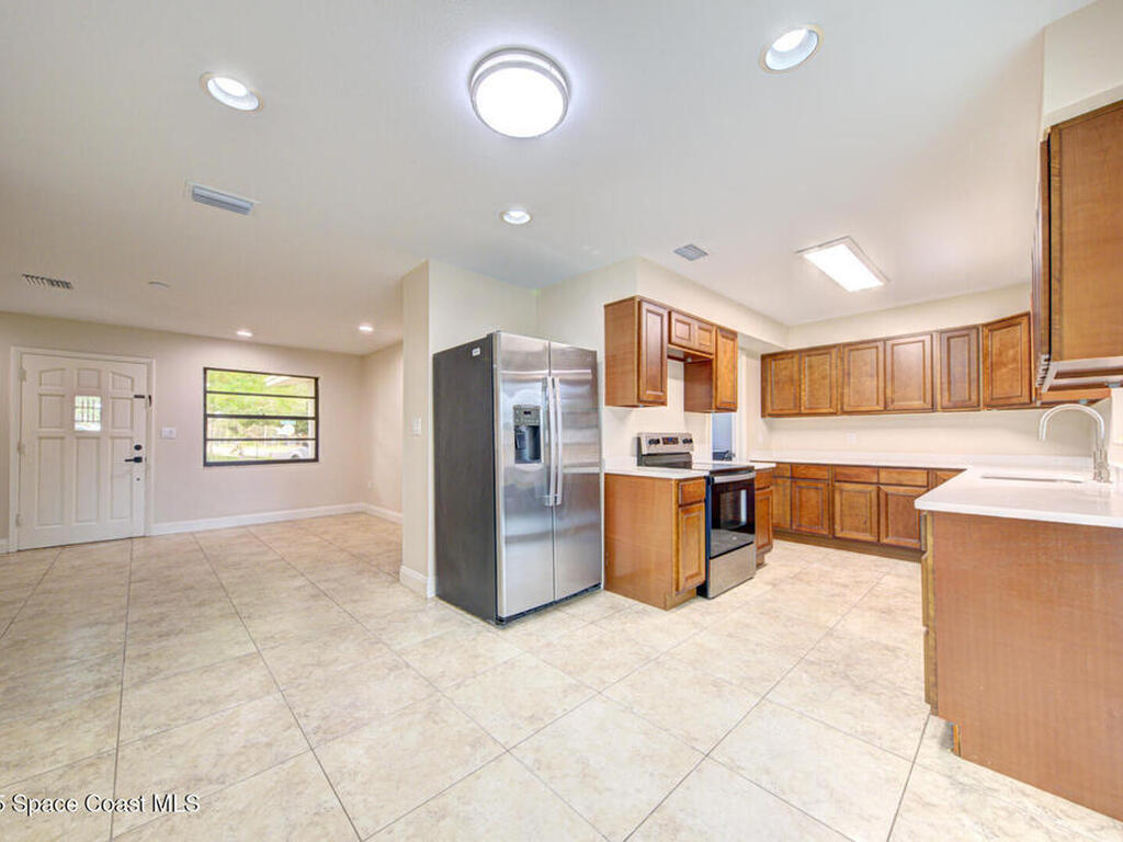 725 Osage Avenue, Melbourne, FL 32935