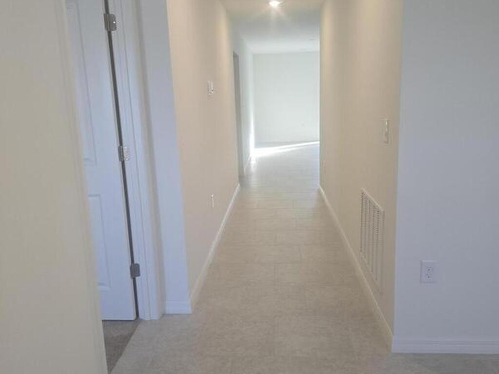 971 SW Richmond Circle, Palm Bay, FL 32908