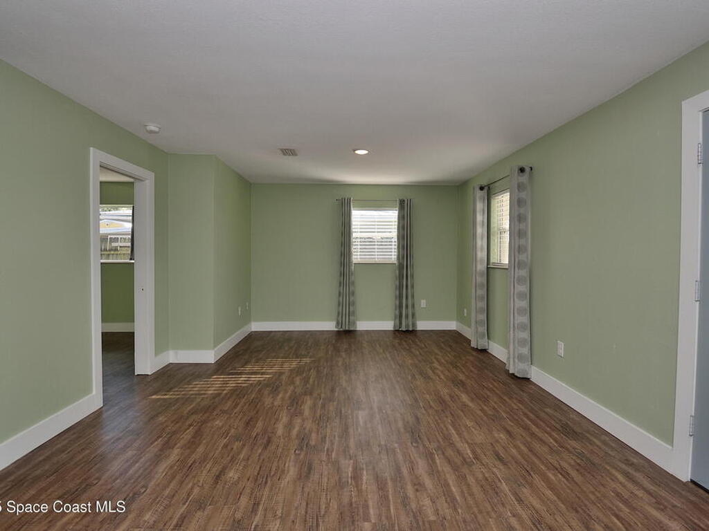 833 Chickasaw Avenue, Melbourne, FL 32935