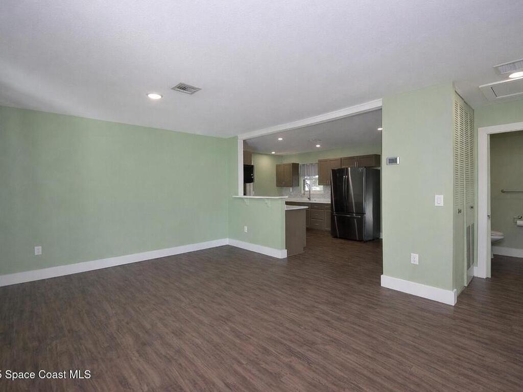 833 Chickasaw Avenue, Melbourne, FL 32935