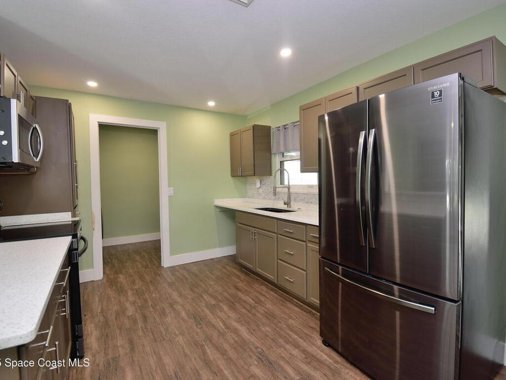 833 Chickasaw Avenue, Melbourne, FL 32935