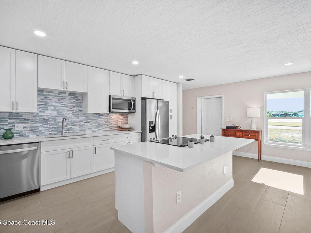 100 Charles Drive, Melbourne, FL 32935