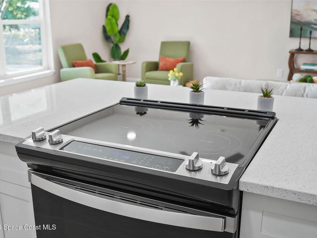 100 Charles Drive, Melbourne, FL 32935