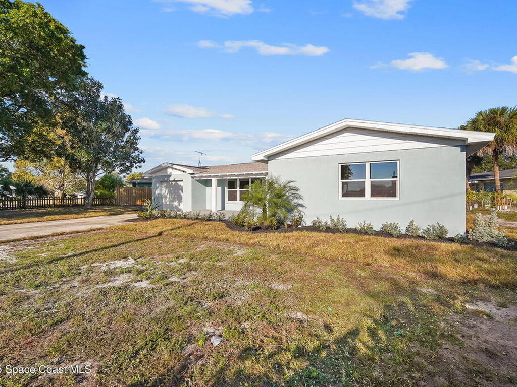100 Charles Drive, Melbourne, FL 32935