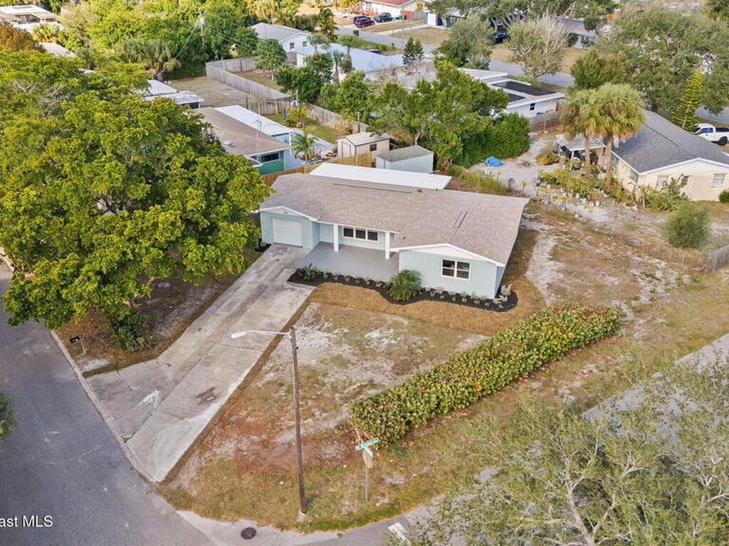 100 Charles Drive, Melbourne, FL 32935