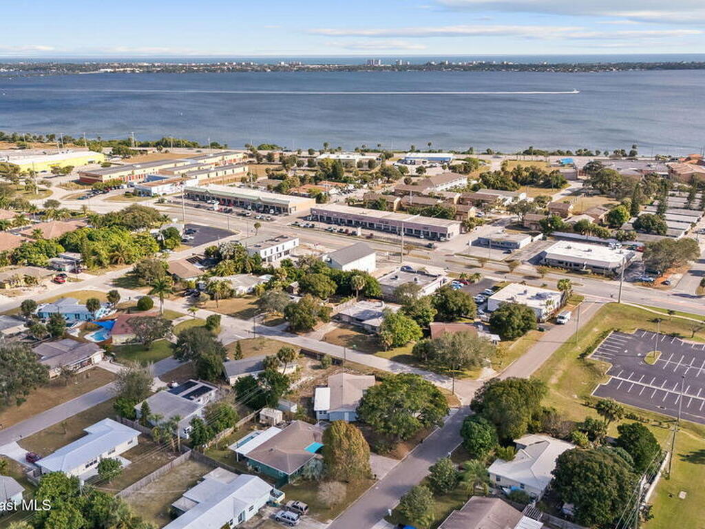 100 Charles Drive, Melbourne, FL 32935