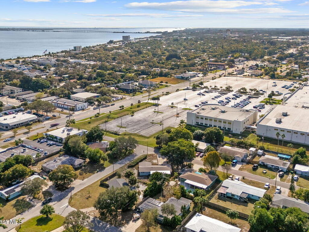 100 Charles Drive, Melbourne, FL 32935