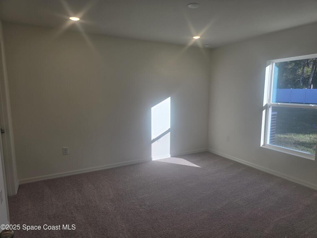 961 SW Richmond Circle, Palm Bay, FL 32908