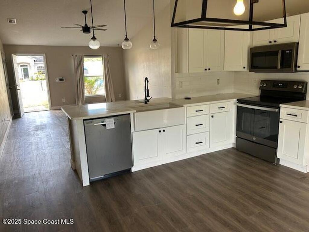 2999 Hackensack Avenue, Palm Bay, FL 32909