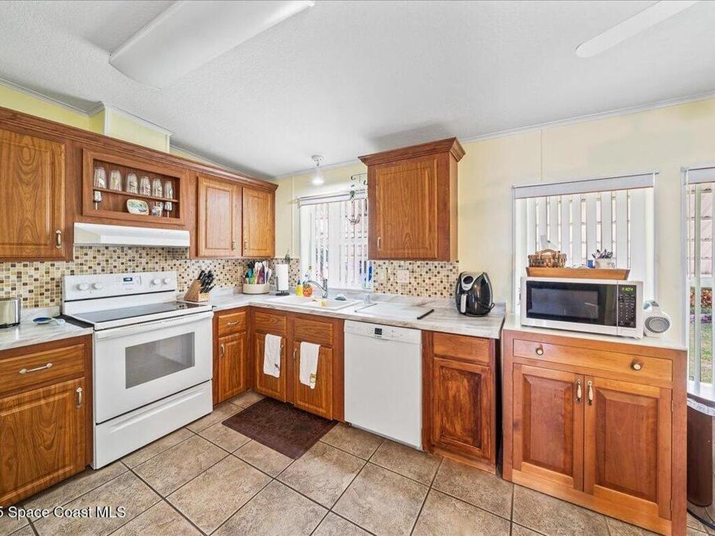 334 Outer Drive, Cocoa, FL 32926