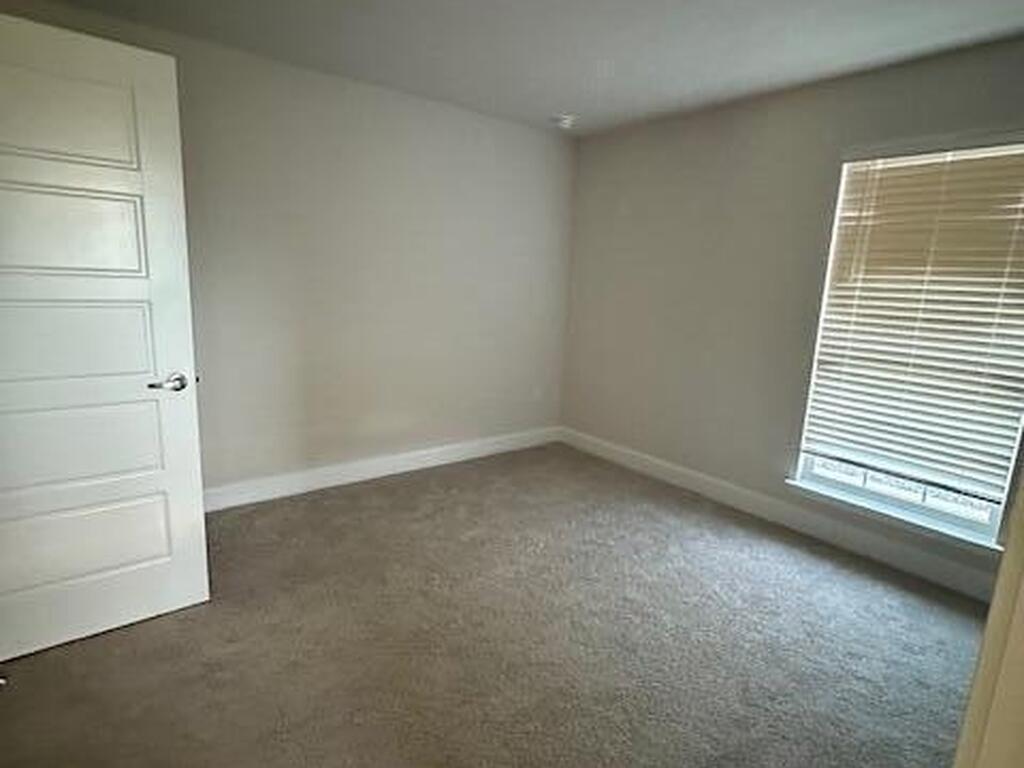 208 Lagoon Mist Court, Oak Hill, FL 32759