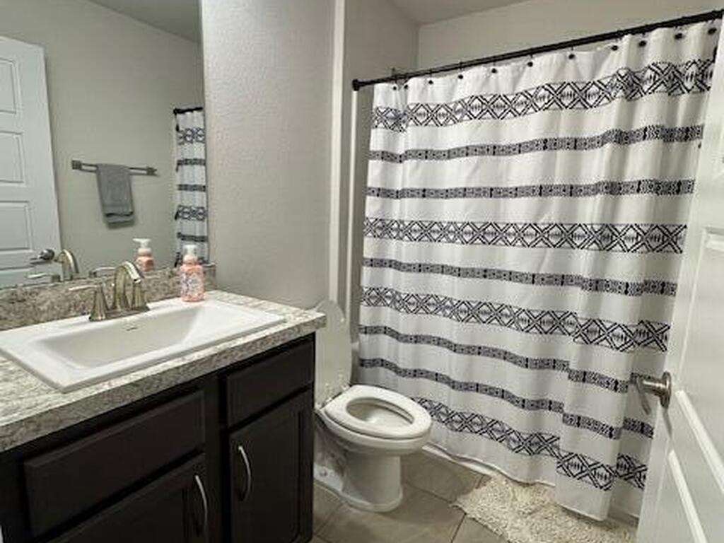 208 Lagoon Mist Court, Oak Hill, FL 32759