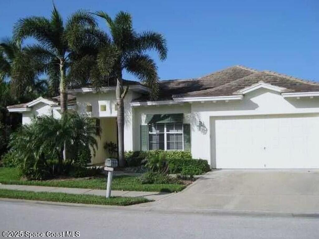 9011 Castle Harbour Circle, Vero Beach, FL 32963
