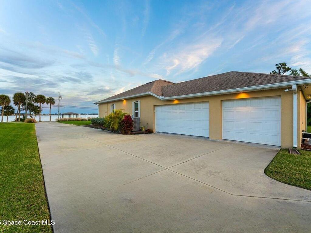 1953 Rockledge Drive, Rockledge, FL 32955