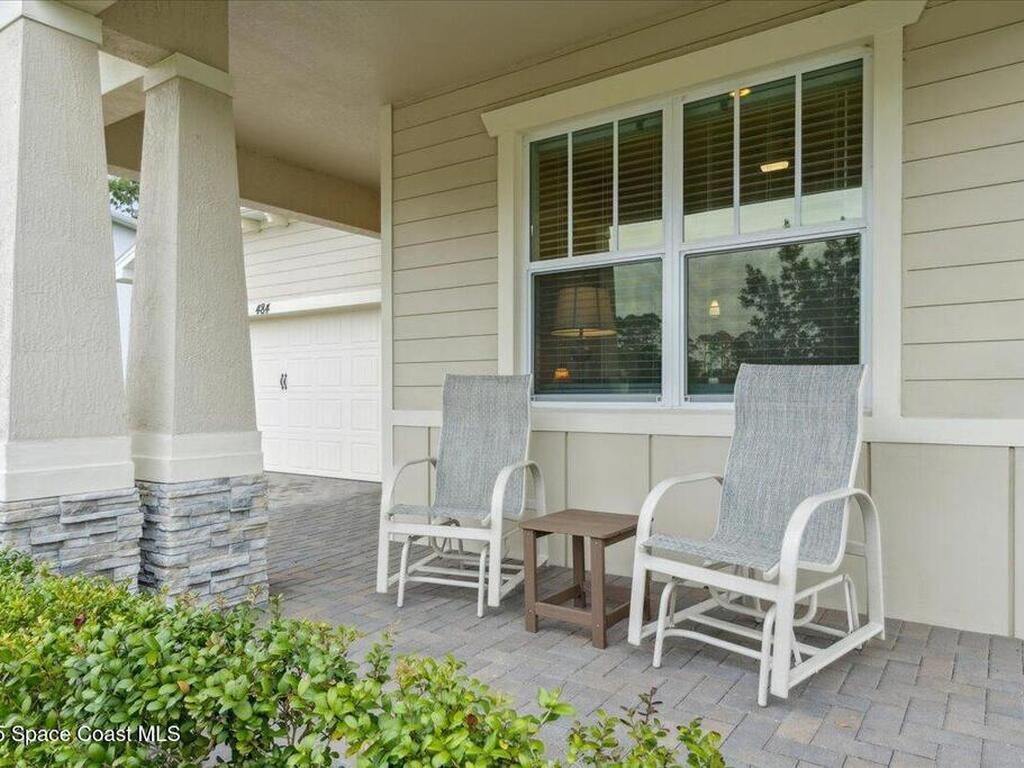 484 Veridian Circle, Palm Bay, FL 32907