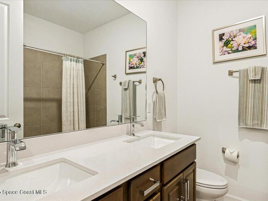 484 Veridian Circle, Palm Bay, FL 32907