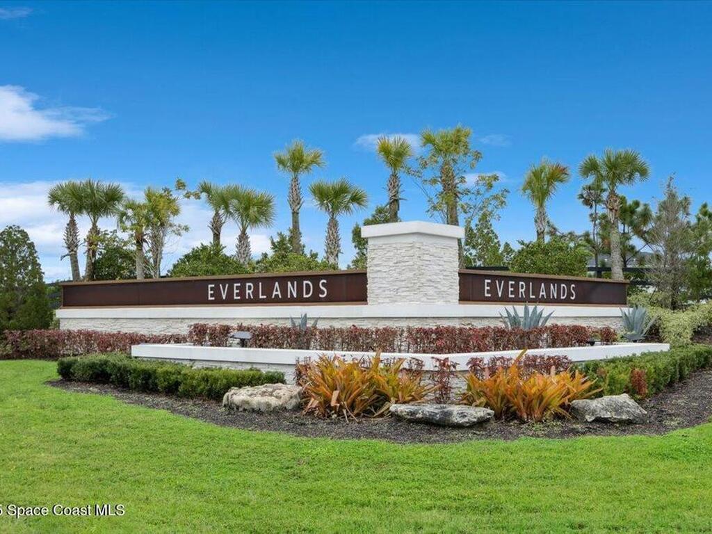 484 Veridian Circle, Palm Bay, FL 32907