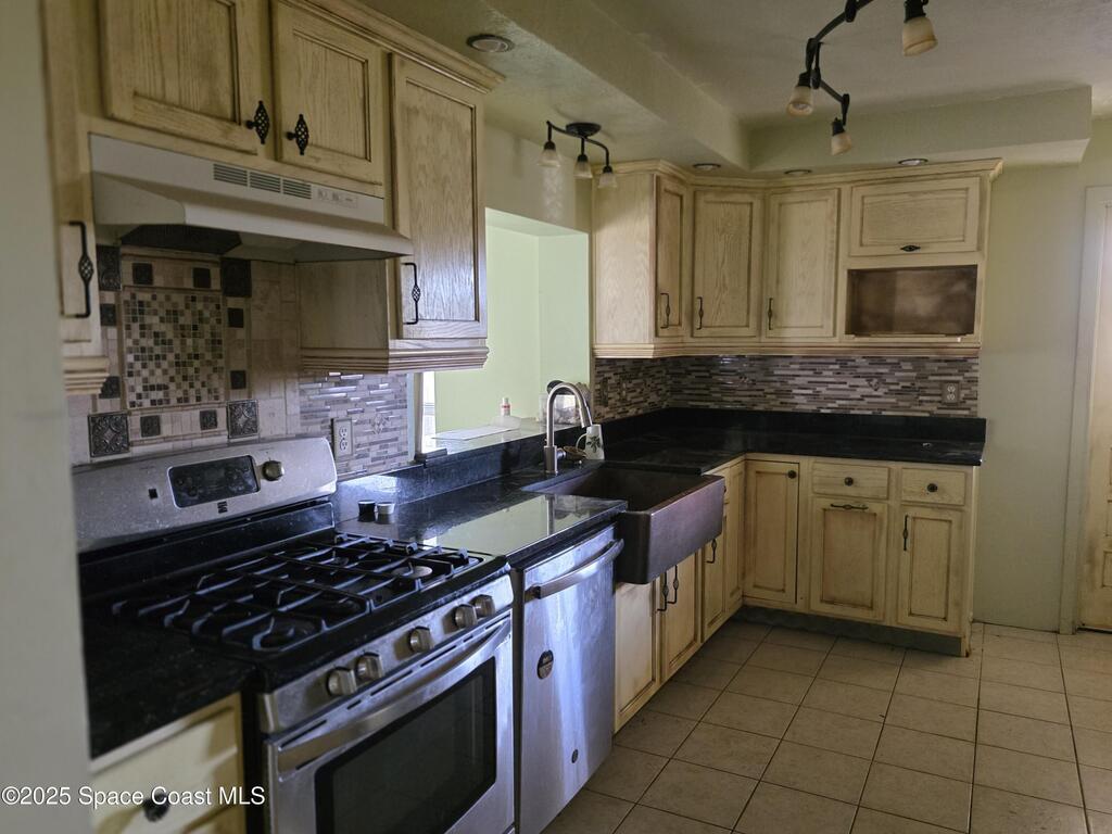 730 Glade Road, Titusville, FL 32780