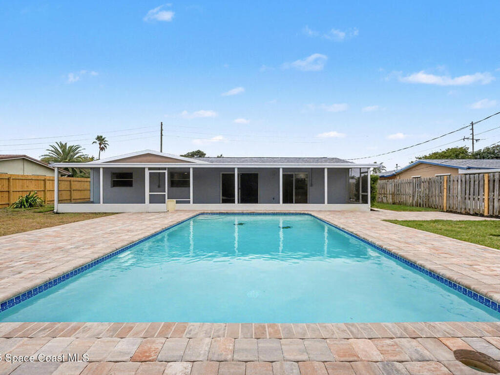 292 Pine Tree Drive, Indialantic, FL 32903