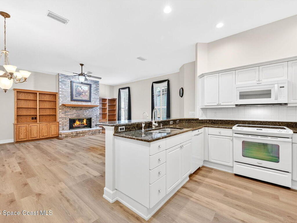 801 Florencia Circle, Titusville, FL 32780