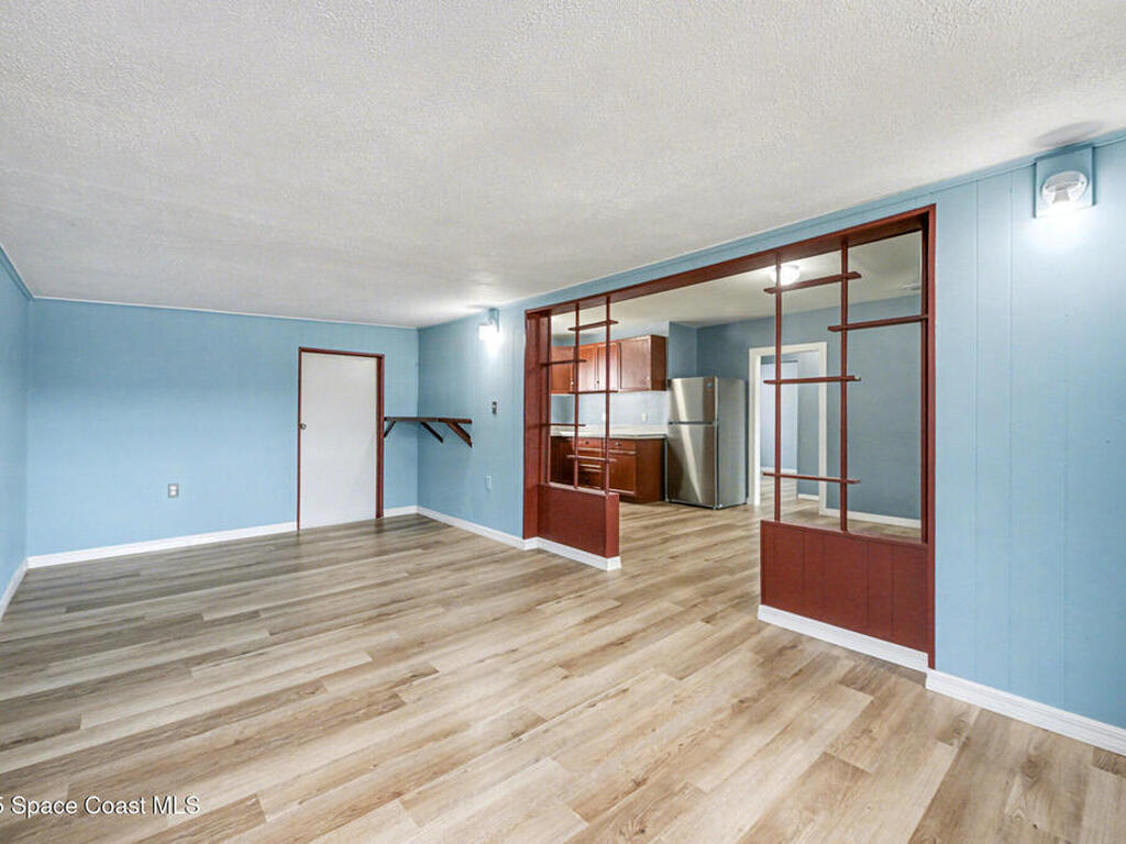 3527 Old Dixie Highway, Mims, FL 32754