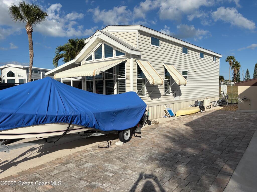 3192 Dockside Lane, Melbourne Beach, FL 32951
