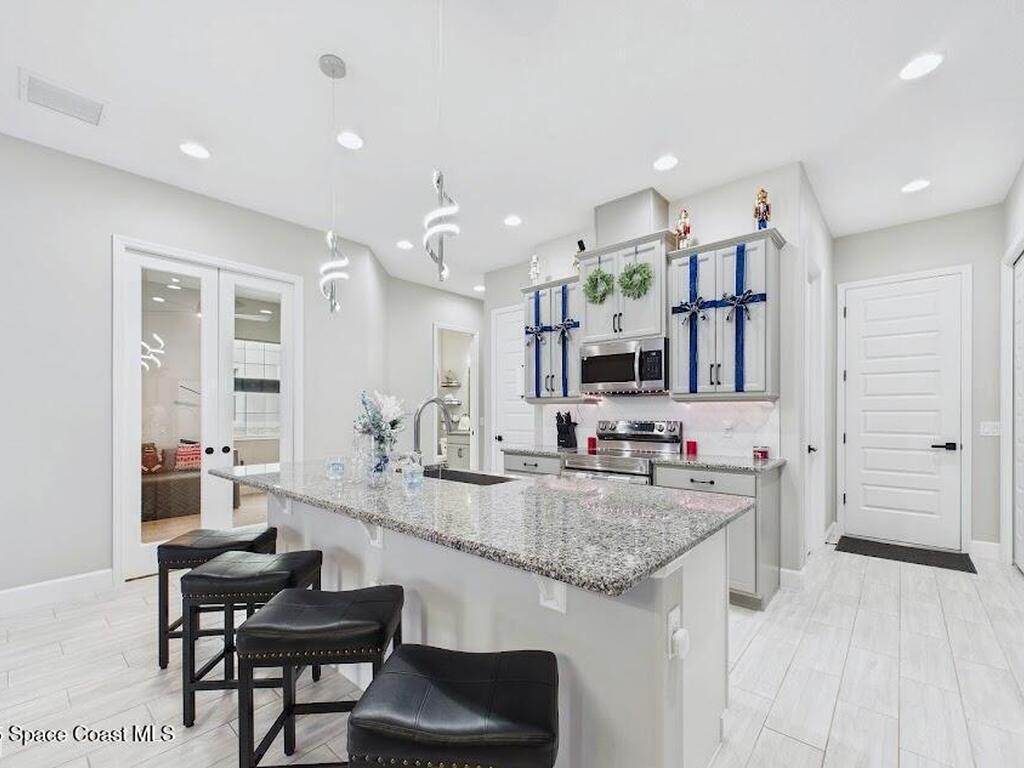 2940 Avalonia Drive, Melbourne, FL 32940