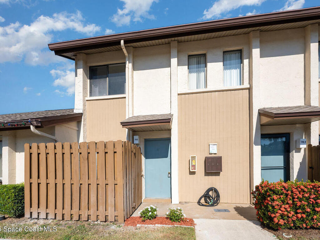 2230 Golf Isle Drive, Melbourne, FL 32935