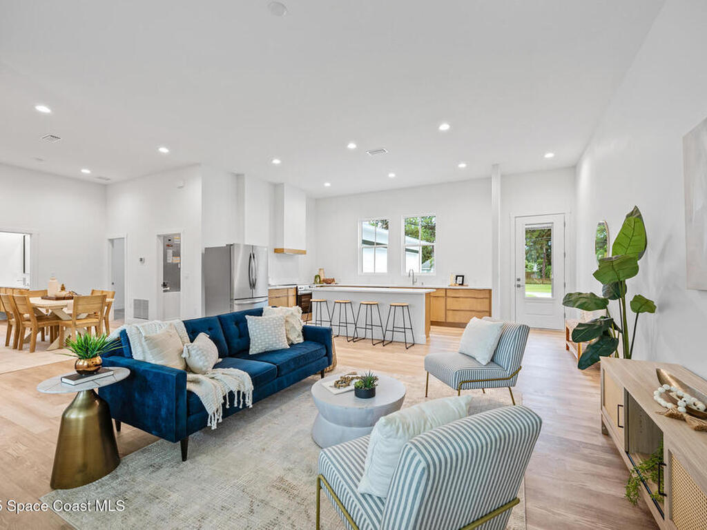 30 Victoria Street, Merritt Island, FL 32952