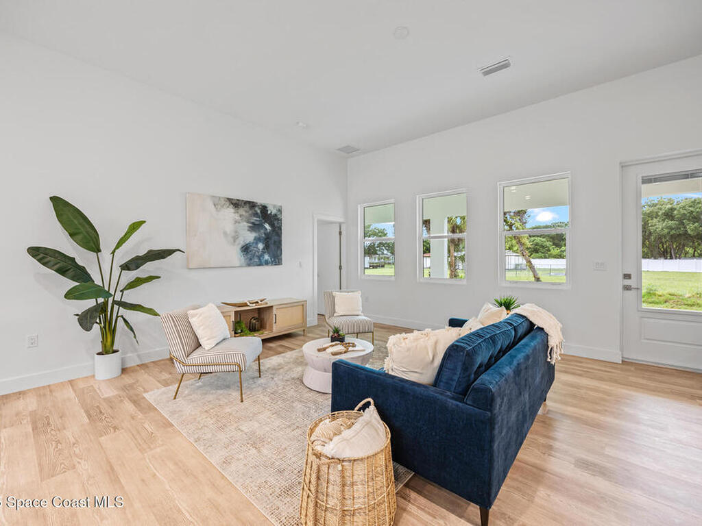 30 Victoria Street, Merritt Island, FL 32952