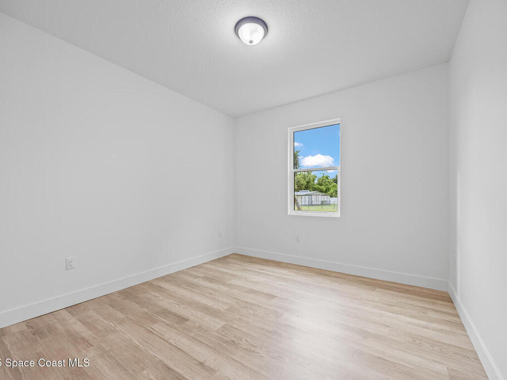 30 Victoria Street, Merritt Island, FL 32952