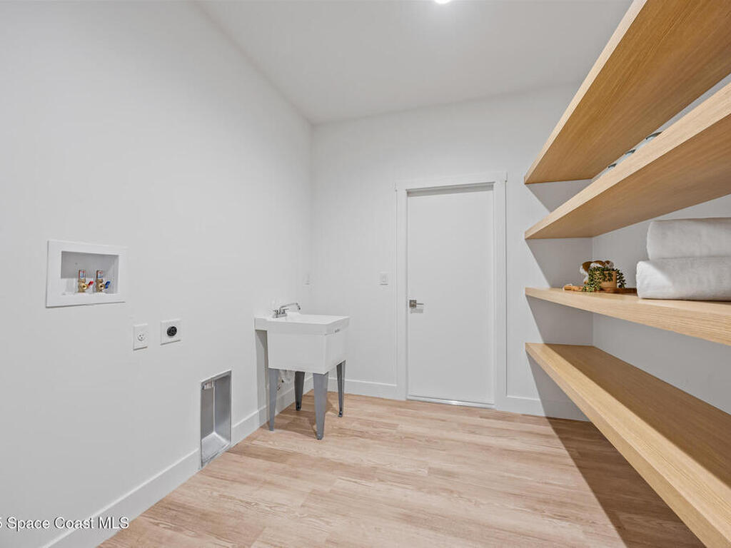 30 Victoria Street, Merritt Island, FL 32952