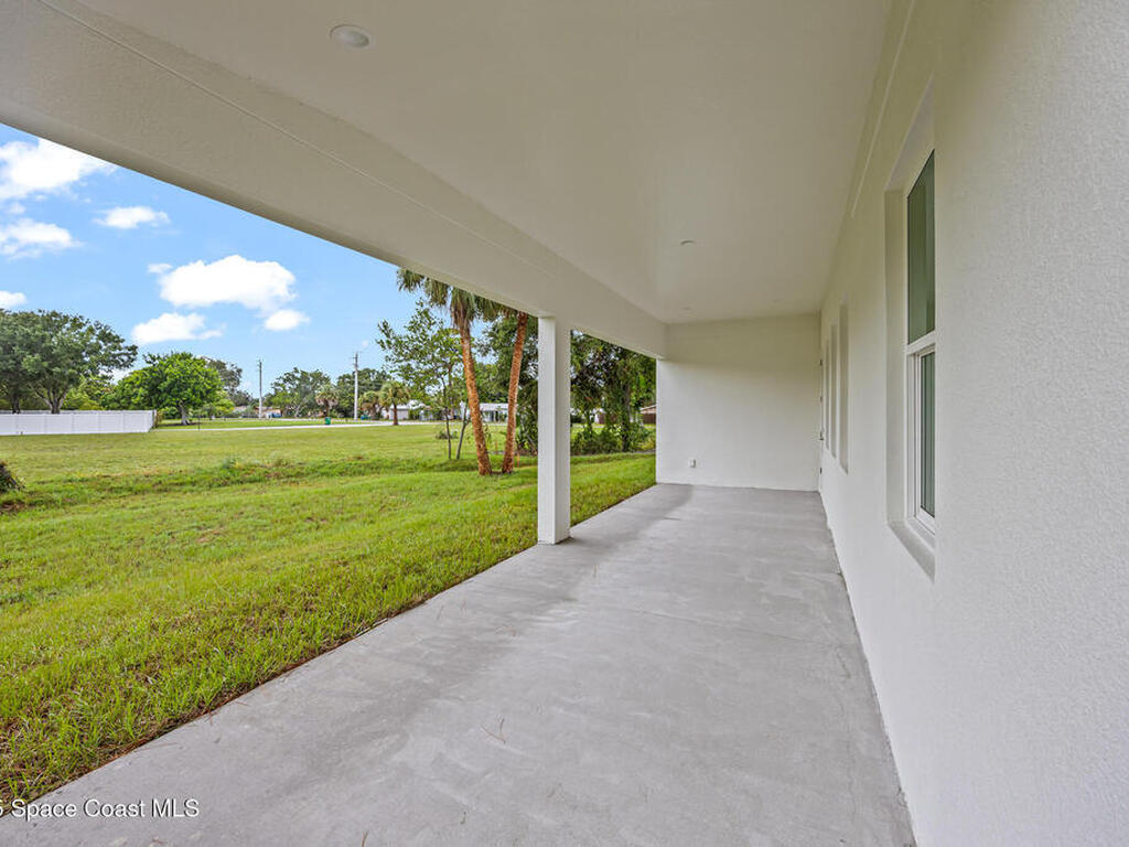 30 Victoria Street, Merritt Island, FL 32952