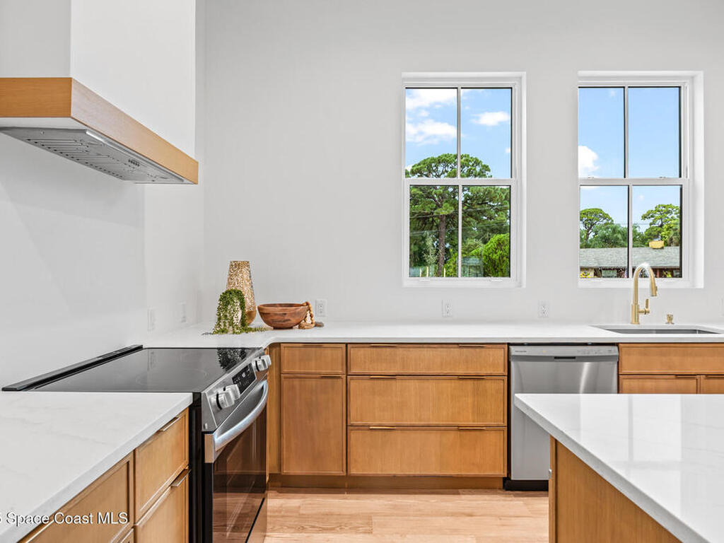 30 Victoria Street, Merritt Island, FL 32952