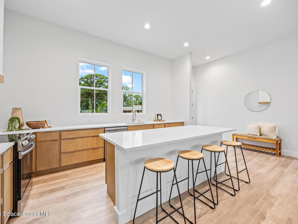 30 Victoria Street, Merritt Island, FL 32952