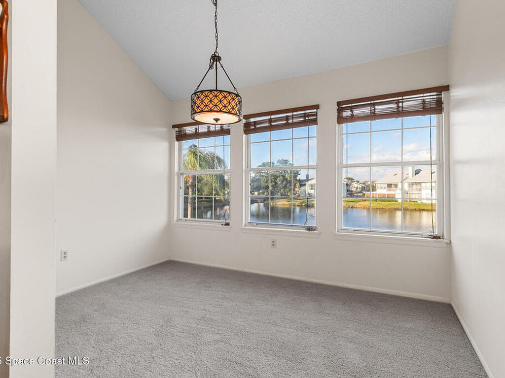 4740 Lake Waterford Way, Melbourne, FL 32901