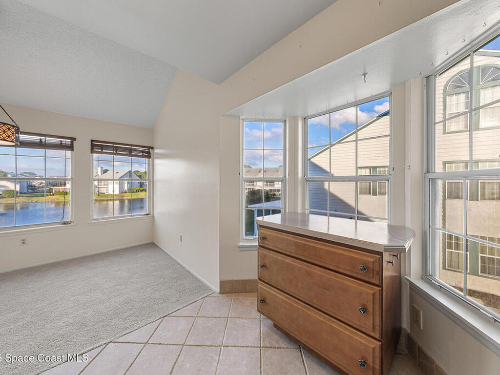 4740 Lake Waterford Way, Melbourne, FL 32901