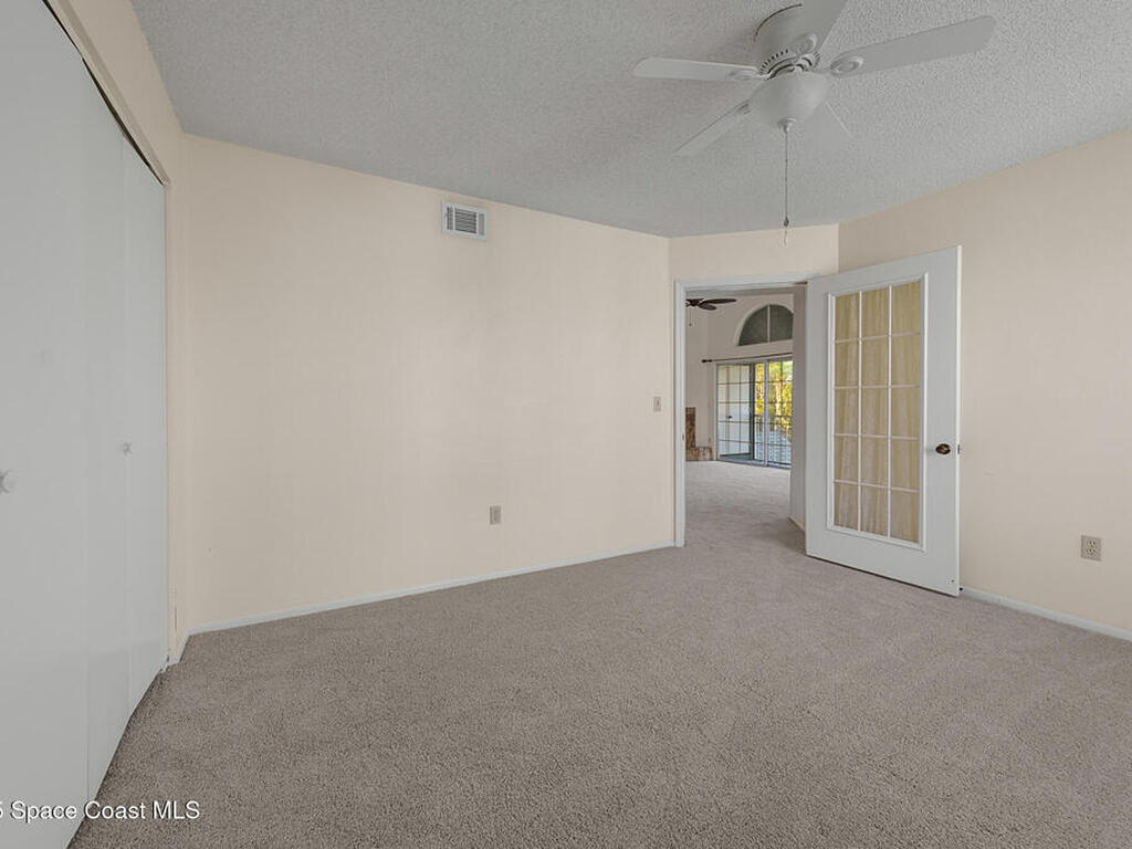 4740 Lake Waterford Way, Melbourne, FL 32901