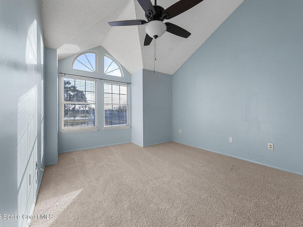 4740 Lake Waterford Way, Melbourne, FL 32901