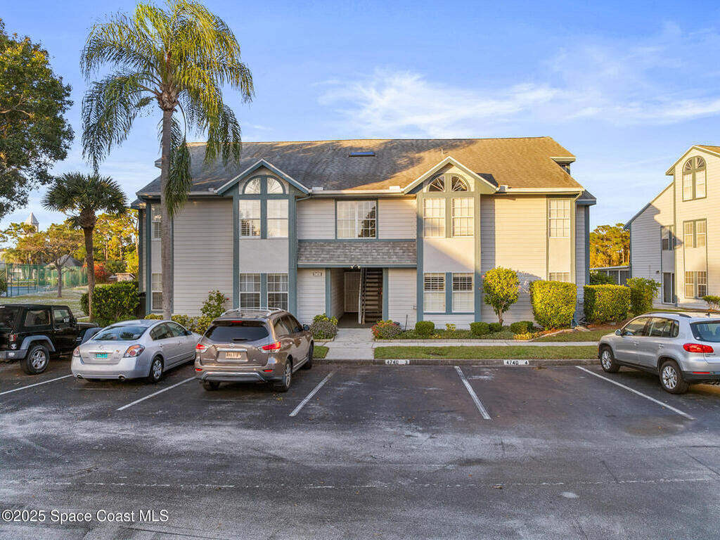 4740 Lake Waterford Way, Melbourne, FL 32901