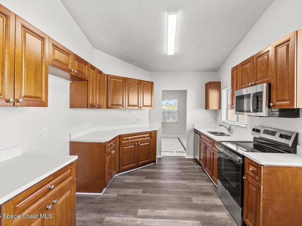 1037 SW California Boulevard, Port St. Lucie, FL 34953