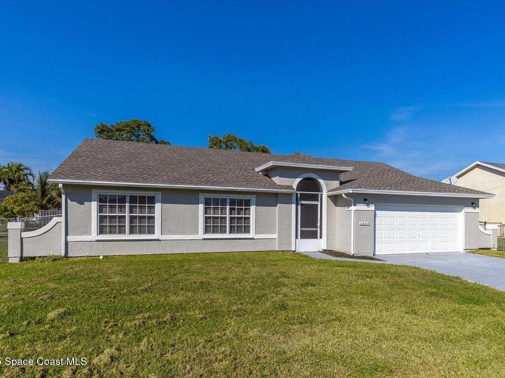 1037 SW California Boulevard, Port St. Lucie, FL 34953