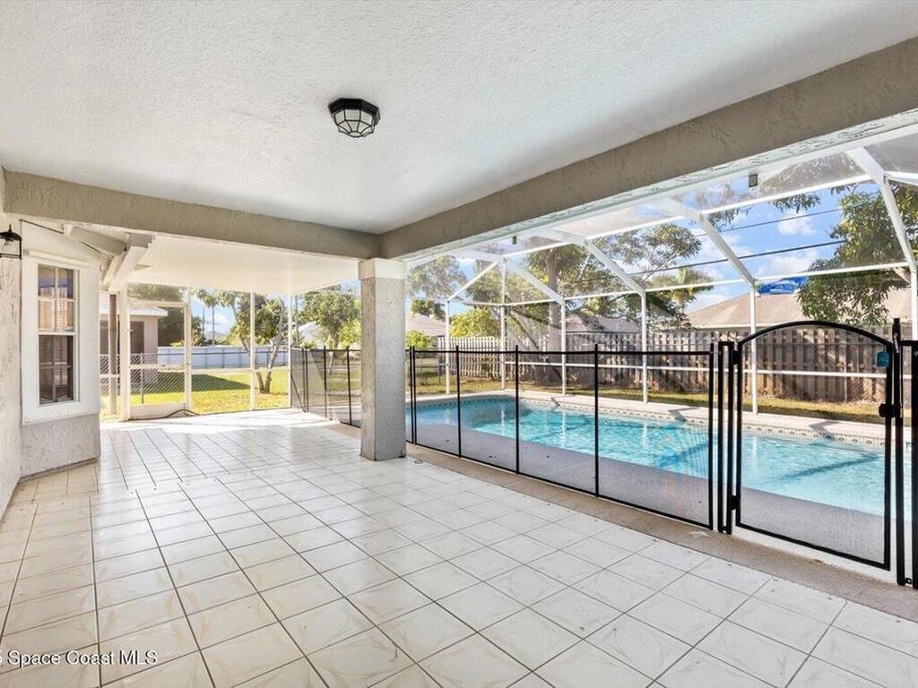 1037 SW California Boulevard, Port St. Lucie, FL 34953