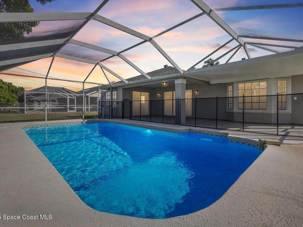 1037 SW California Boulevard, Port St. Lucie, FL 34953