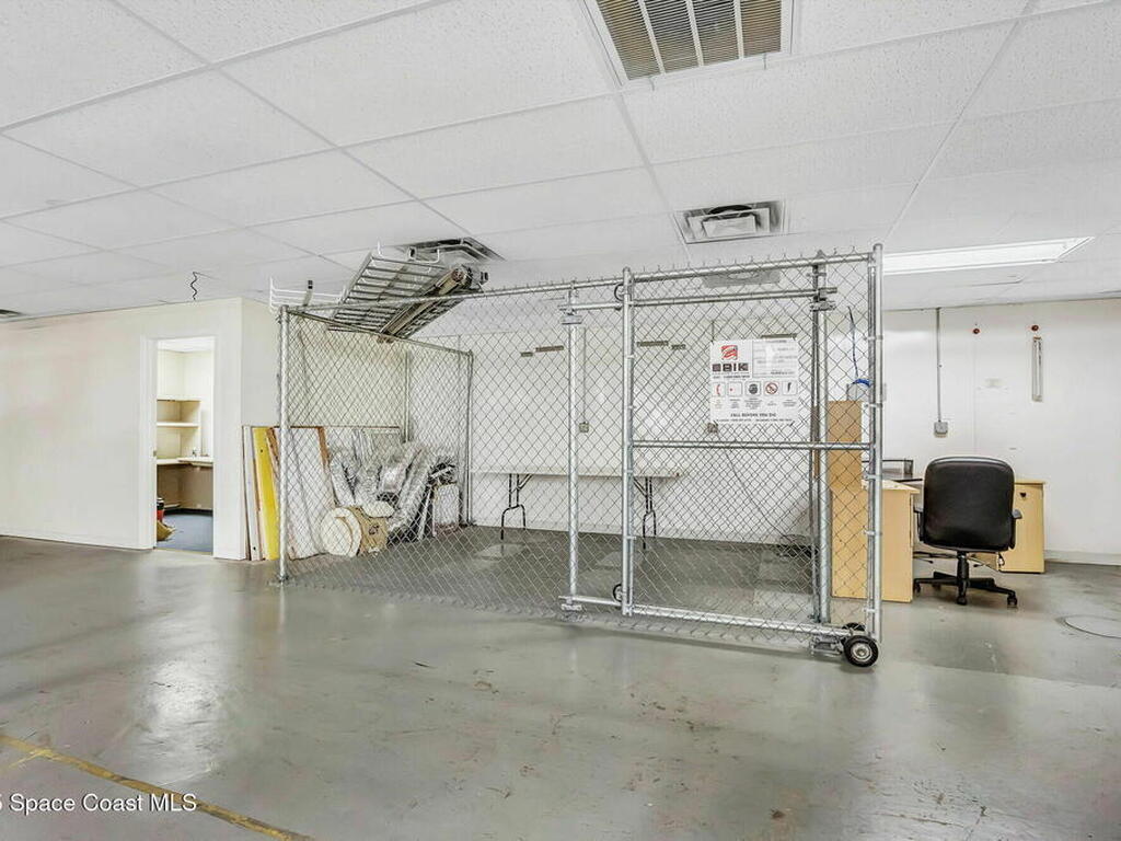 902 E New Haven Avenue, Melbourne, FL 32901
