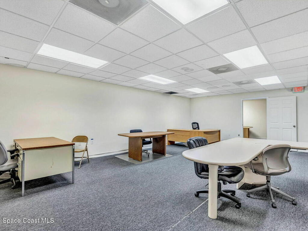 902 E New Haven Avenue, Melbourne, FL 32901