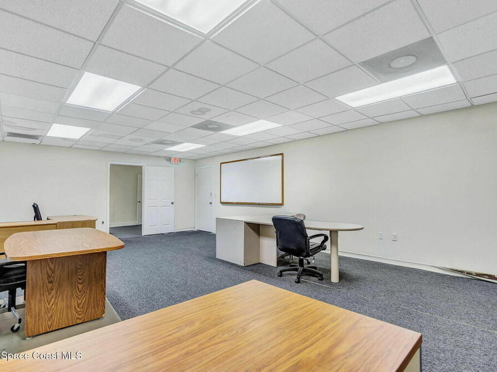 902 E New Haven Avenue, Melbourne, FL 32901