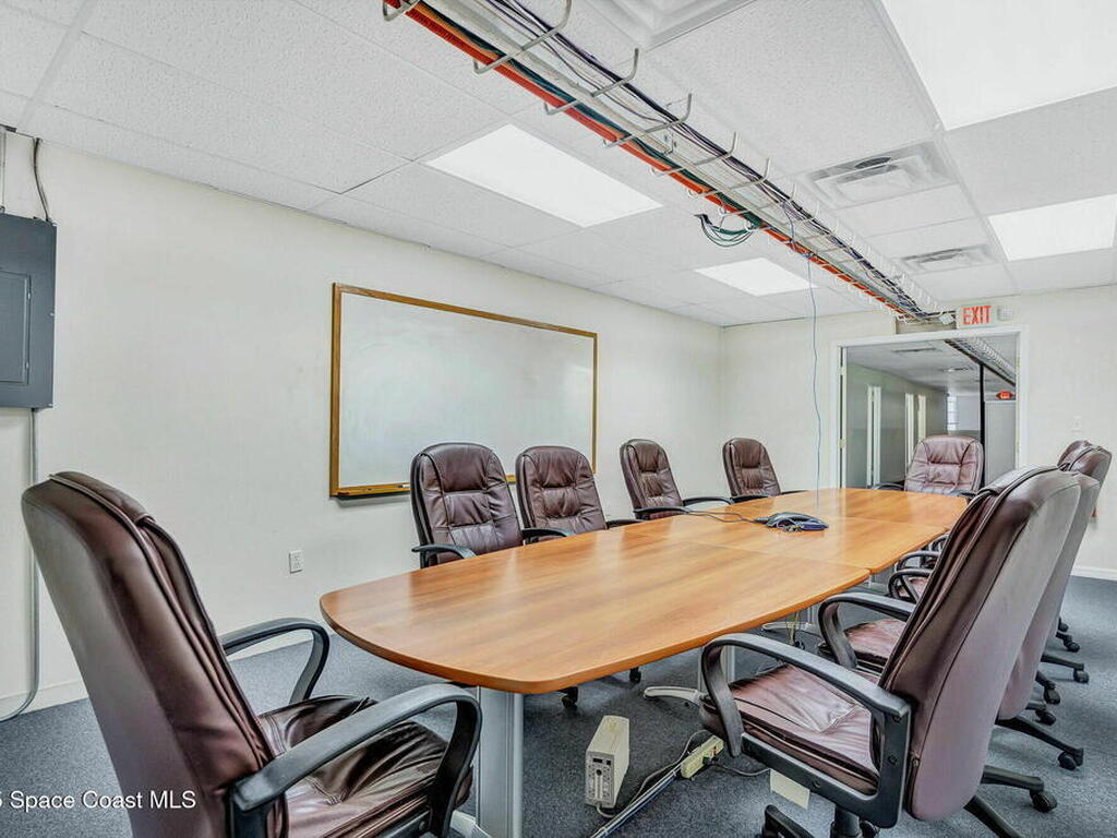 902 E New Haven Avenue, Melbourne, FL 32901
